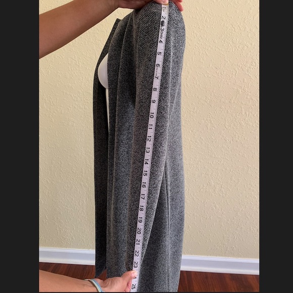 MODA INTERNATIONAL DRESS COAT - Picture 5 of 6